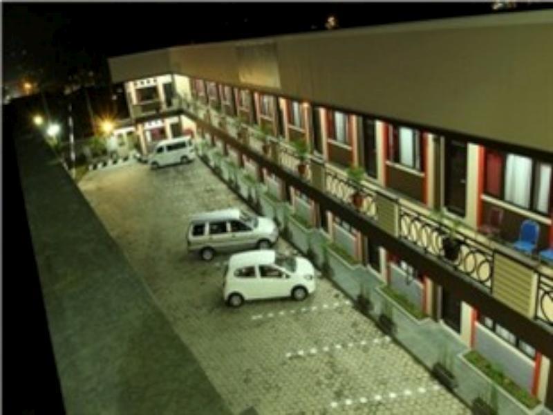 Gumilang Hotel Bogor Exterior foto